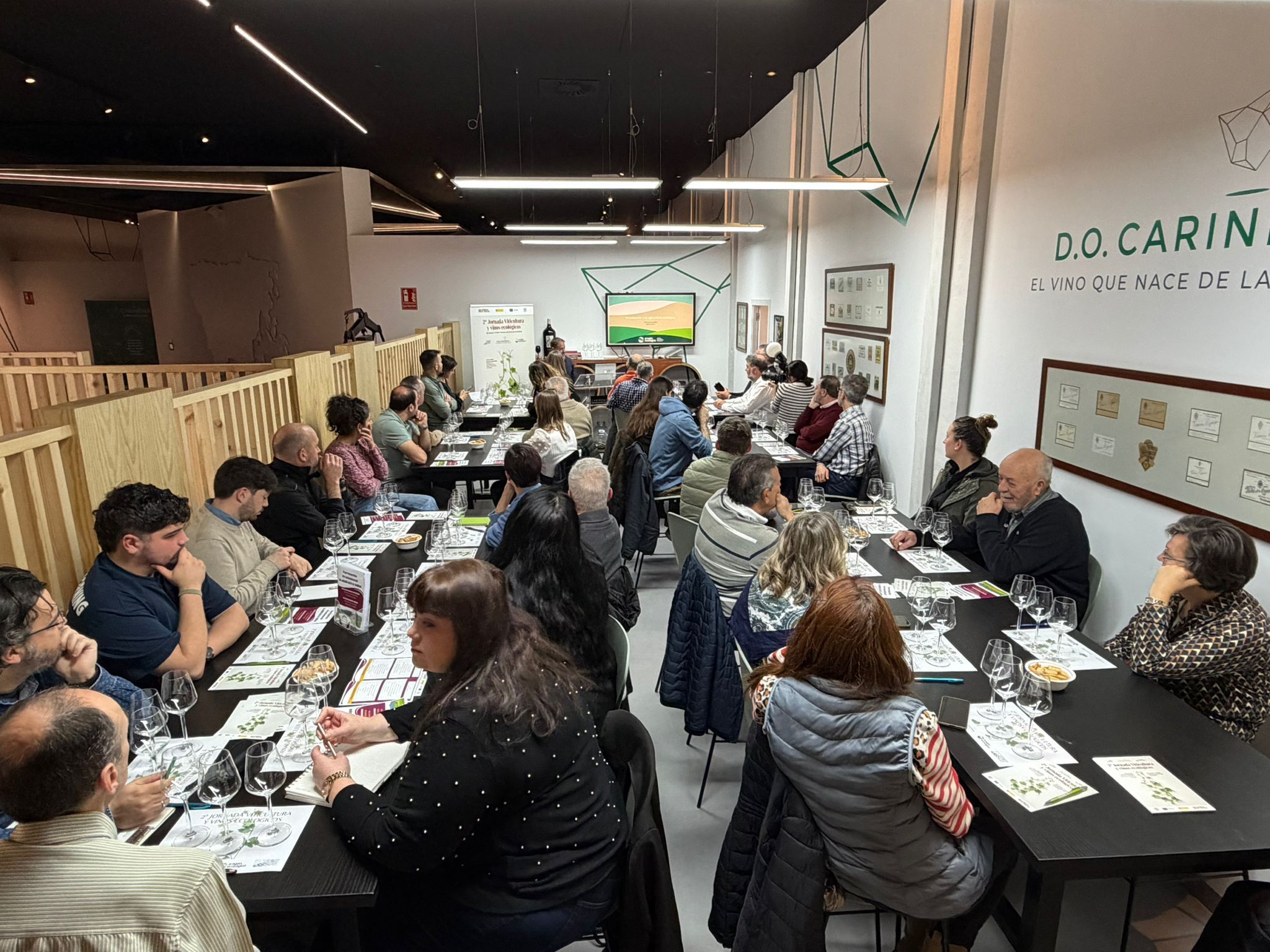 Junto a la D.O. Cariñena analizamos el potencial de los vinos ecológicos en unas jornadas abiertas al púbico