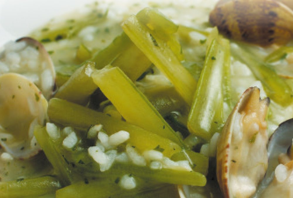 Borrajas con arroz y almejas