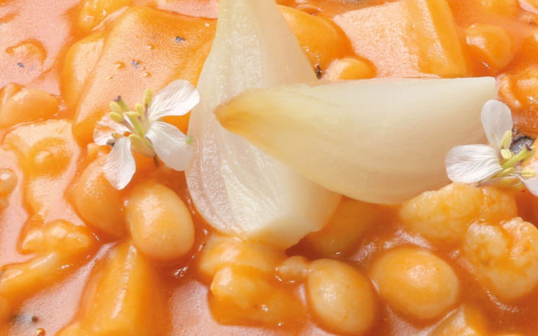 Callos de bacalao, penca y alubias