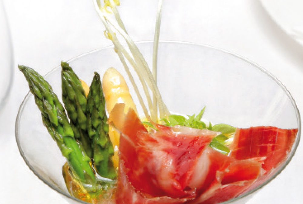 Espárragos con jamón de Teruel