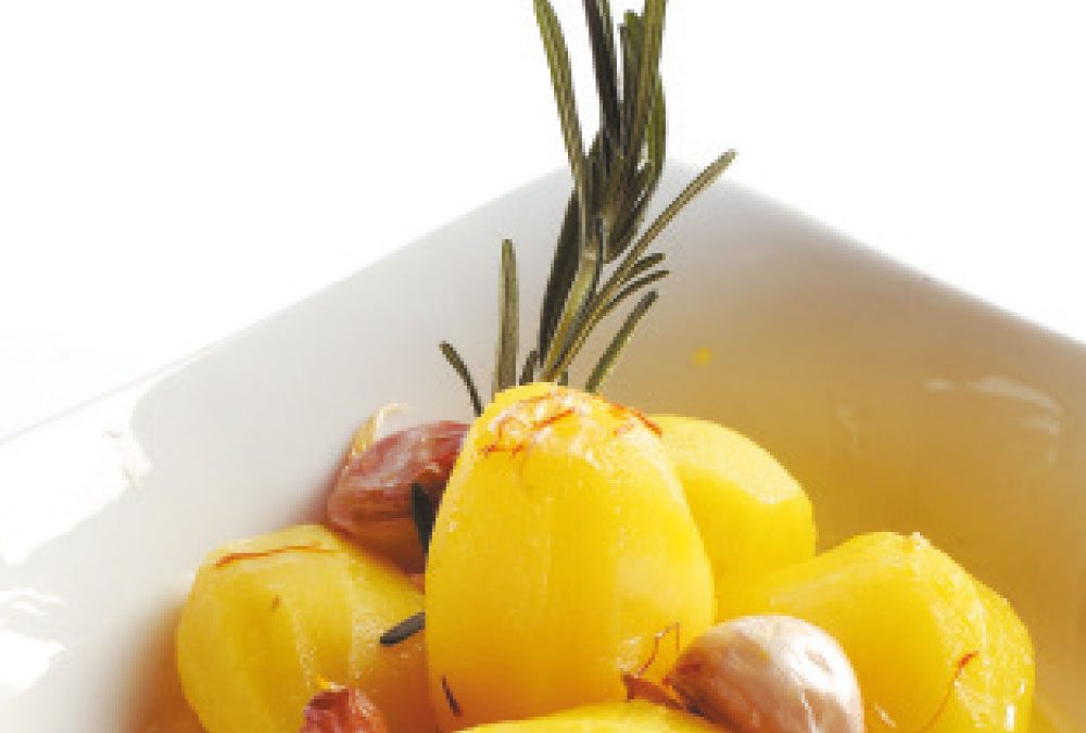 Patatas amarillas con azafrán
